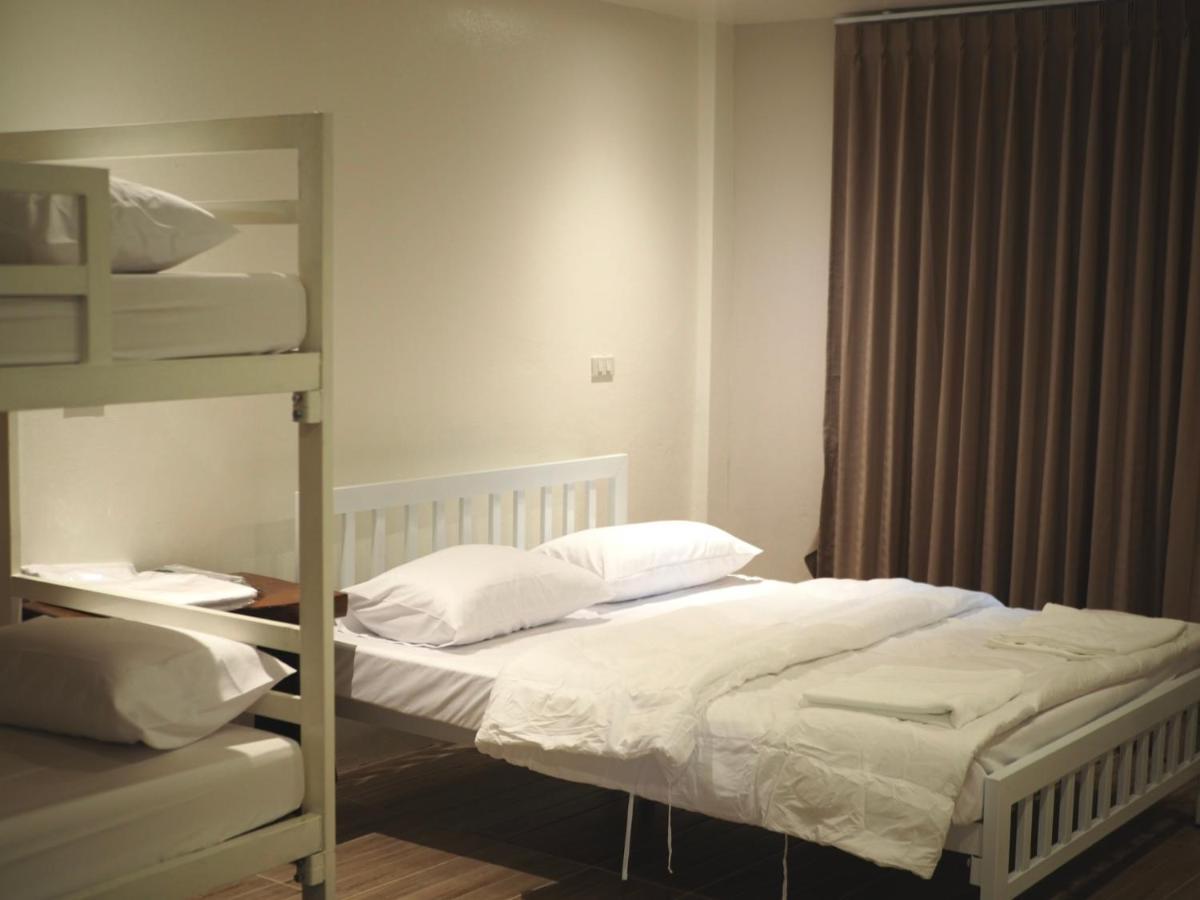 Krung Tone Hostel Бангкок Экстерьер фото